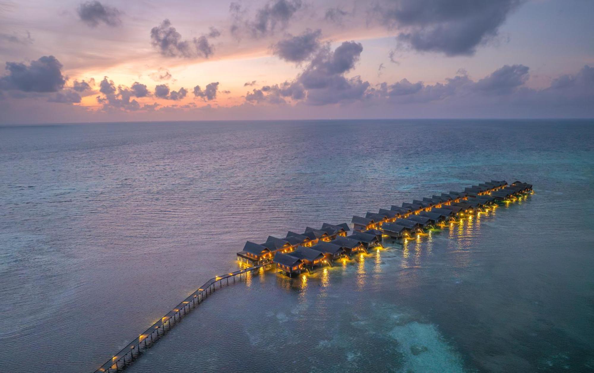 Adaaran Select Huduran Fushi Hotel Hudhuranfushi Exterior photo